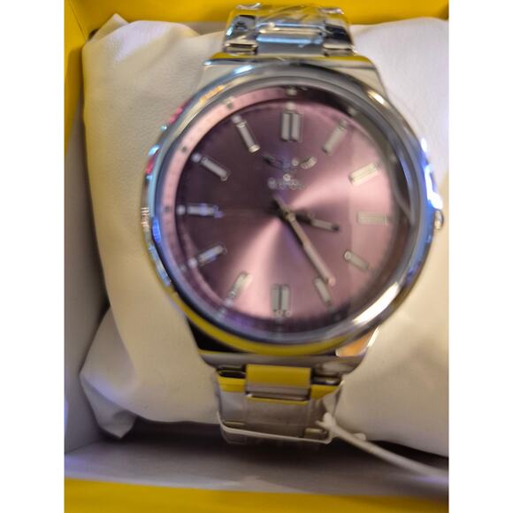 Movado Museum Woman display picture 2
